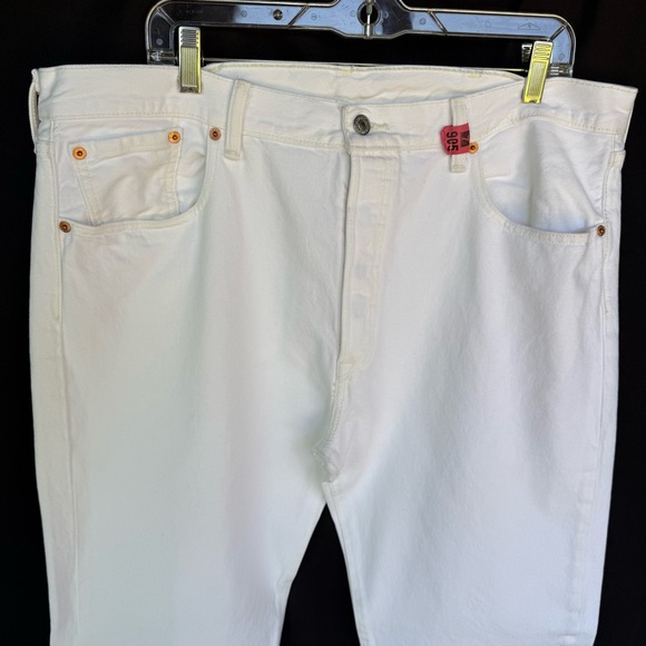 W38xL32 Levi's 501 Men’sButton Fly White Denim Jeans Classic Style VEUC - Picture 1 of 11